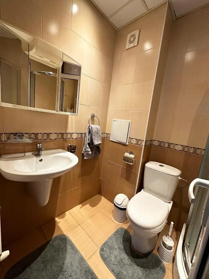 Admiral Plaza Apartment , Large Swimming Pool , 5 Min Walking To The Beach Napospart Bulgária